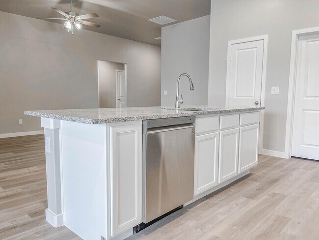 Photo - 1705 133rd St