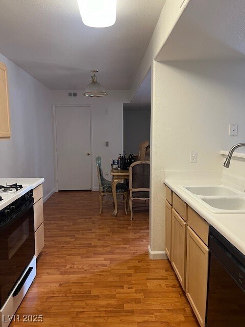 Photo - 950 Seven Hills Dr Unidad 1814 Rental