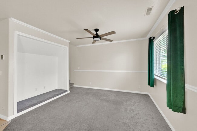 3117 Van Buren Ave