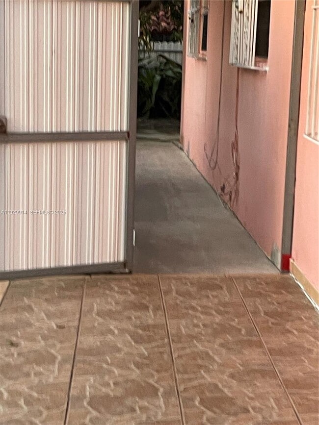 Photo - 4455 NW 169th Terrace Unidad 1