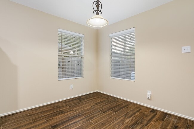Photo - 26 S Vesper Bend Cir