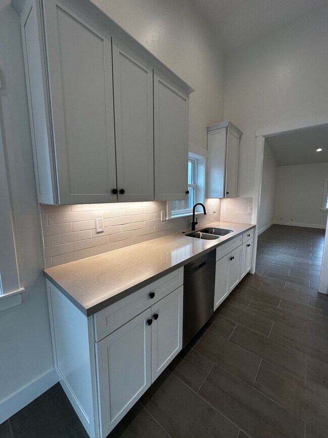 Photo - New Construction in Down Town Bishop West ...