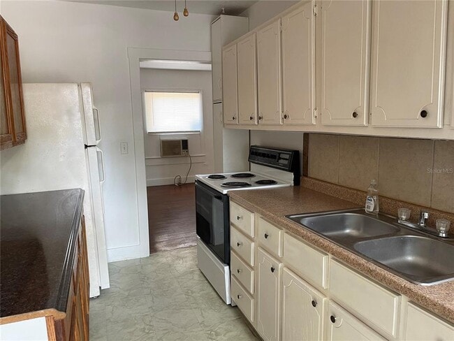 Photo - 111 Stewart Ave