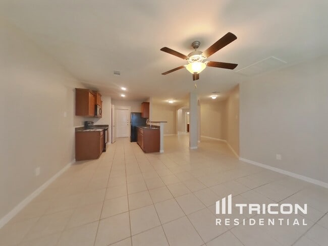 Photo - 317 Summer Horse Dr