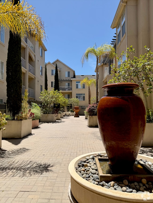 Building Photo - Parc Crossing 1 Bed 1 Bath Unit in Mountai... Rental