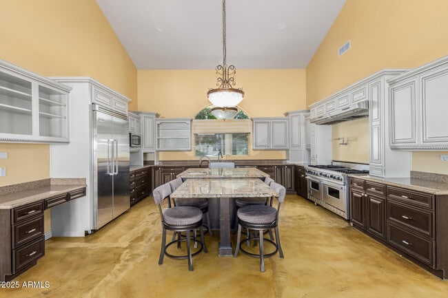 Photo - 622 W Linger Ln