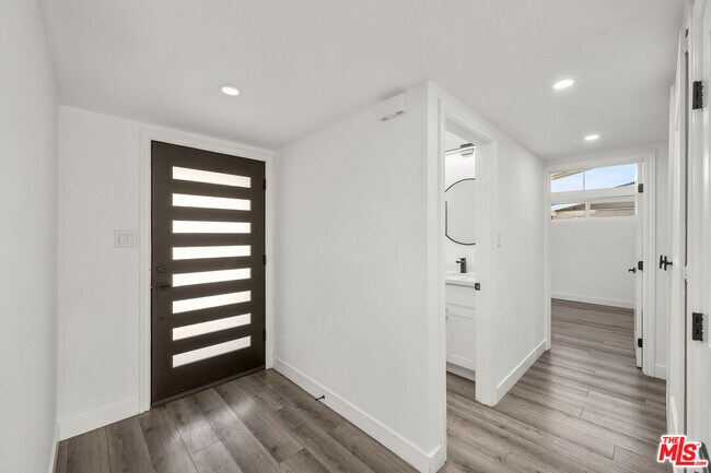 Photo - 8153 Tunney Ave