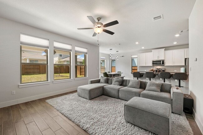 Photo - 8609 Cottage Rose Dr