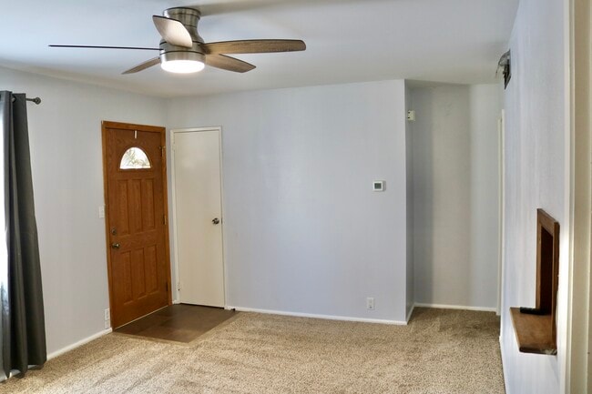 Photo - 1136 Florence Ave