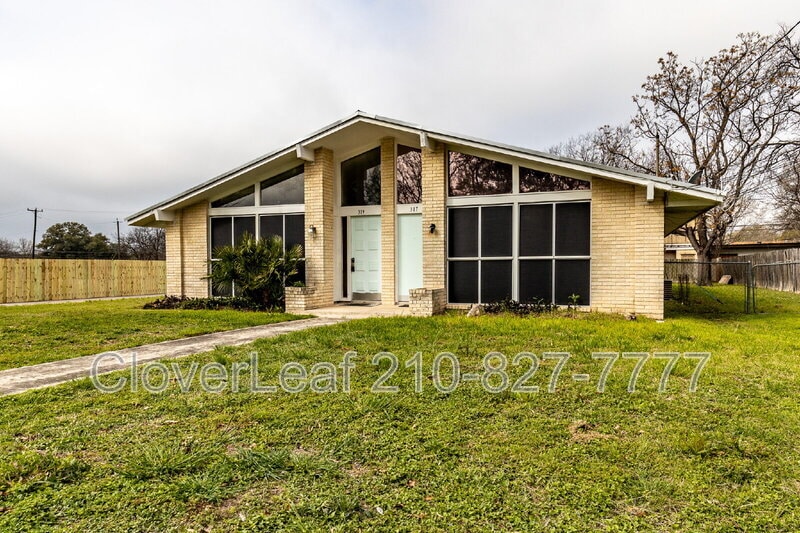 Photo - 317 Gaiety Ln