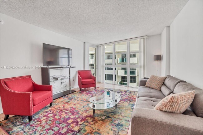 Photo - 1228 West Ave Unidad 1514 Rental