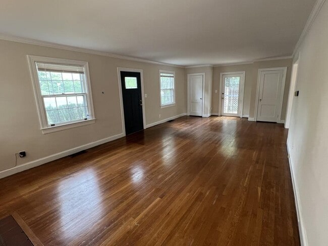Photo - 4027 N Glebe Rd