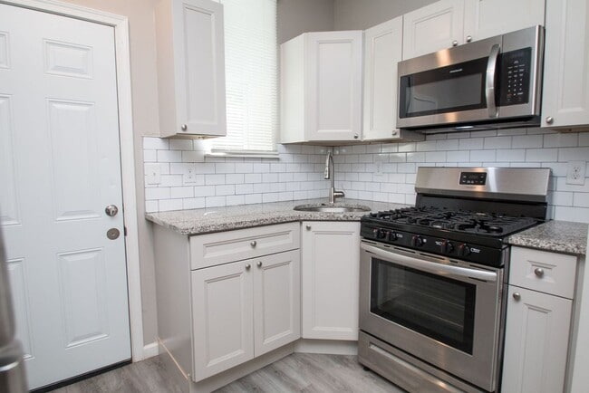 Photo - 1419 N Ithan St