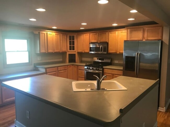 Photo - 6735 Van Buren Pl