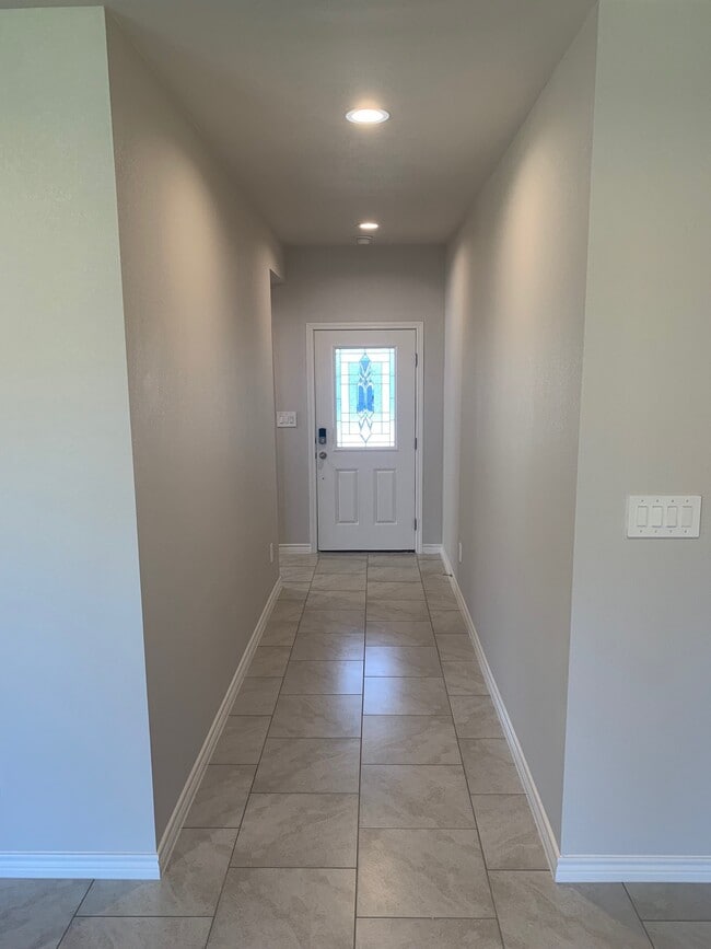 Photo - 7905 Schades Way