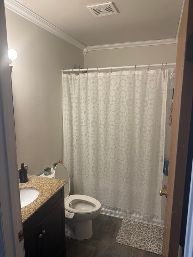 Photo - Charming 3 Bedroom, 2 Bath End Row Townhouse in Millersville - In-unit Laundry