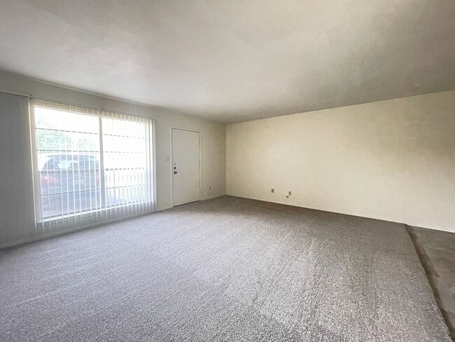 Photo - 201 W Lincoln Ave Unidad 2