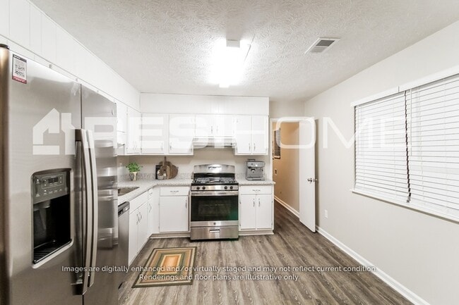 Photo - 653 N Pointe Knoll Ct