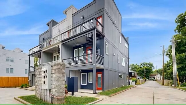 Photo - 2410 Meharry Blvd