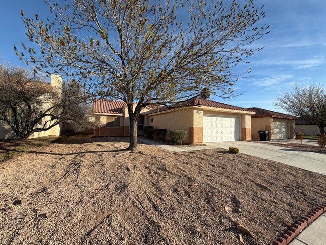 Photo - 3 bedroom single story home with no HOA