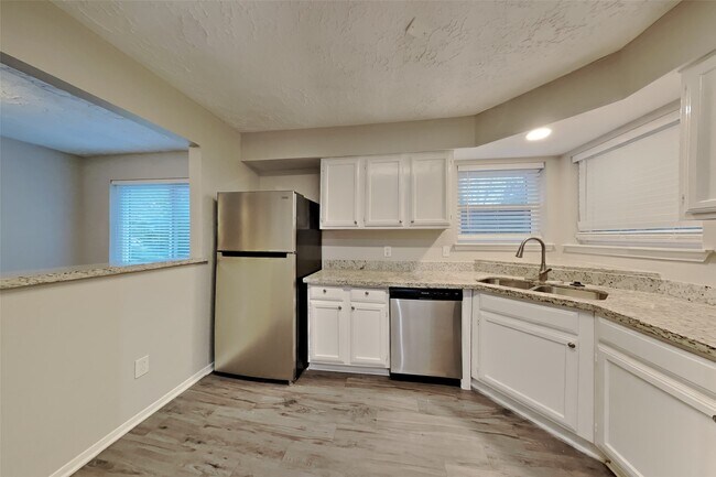 Photo - 2621 Elder Rd