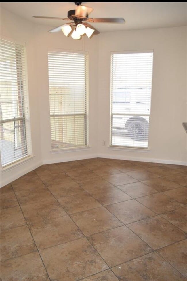 Photo - 803 Lazy Springs Ln