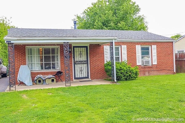 Building Photo - 5613 Norton Ave