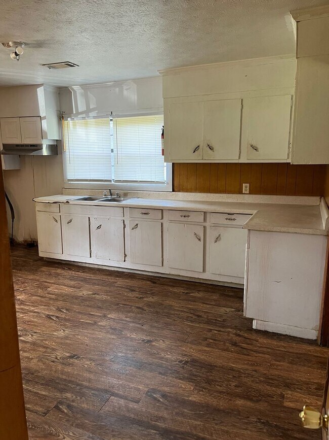 Photo - 3 Bed 1 Bath House