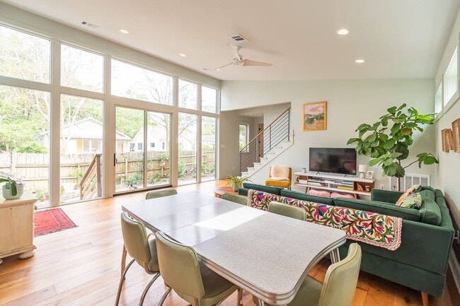 Photo - CHARMING, MODERN, CUSTOM HOME IN MID-CITY FOR RENT