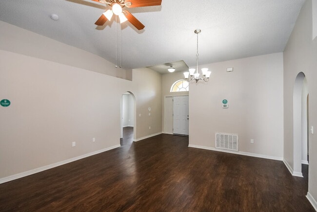 Photo - 7428 Prosperity Park Rd N