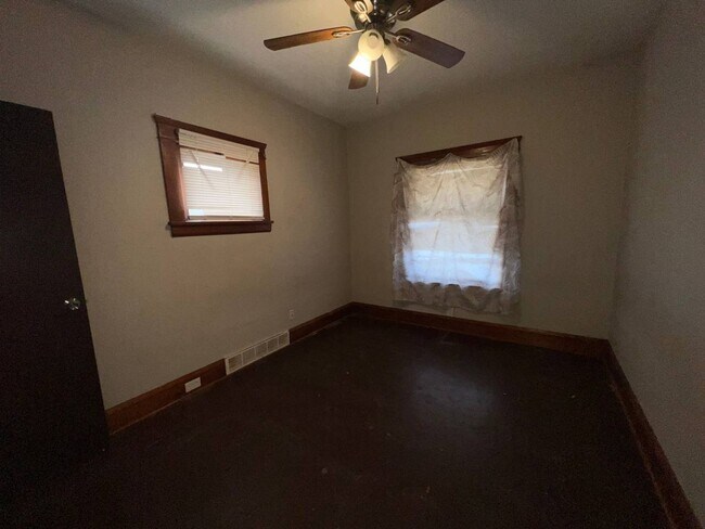 Photo - 4091 E 56th St