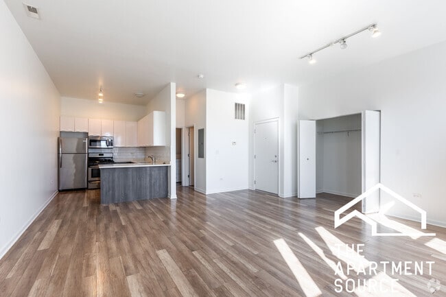 Building Photo - 2700 W North Ave Unit 203 Rental