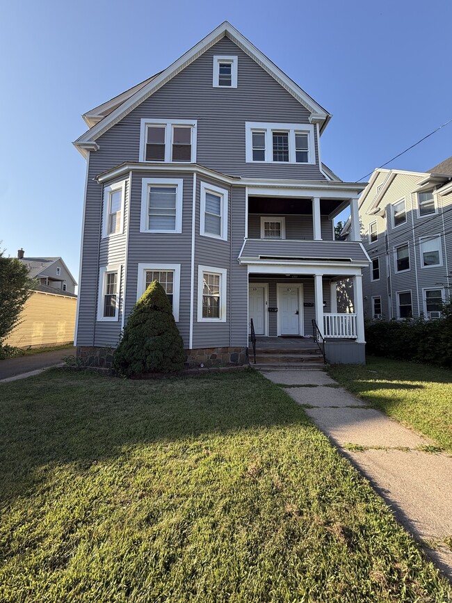 Building Photo - 69 Kimball Dr Unit # 3 Rental