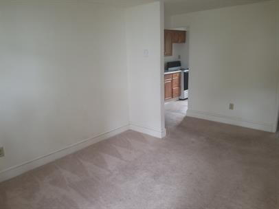 1-Bedroom in Front Royal – Pet Friendly and closet to shops and town.