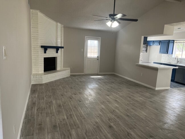 Photo - 2434 Long Reach Dr