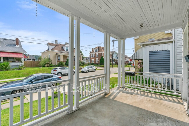 Photo - 814 Summit St