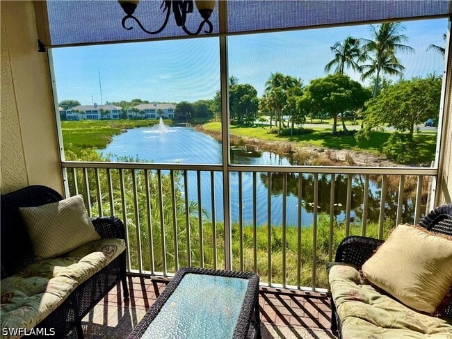 Building Photo - 1390 Sweetwater Cove Unit 203