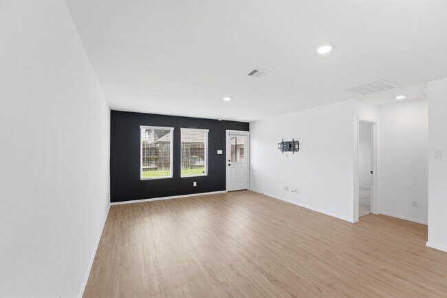 Photo - 22238 Palladium Dr