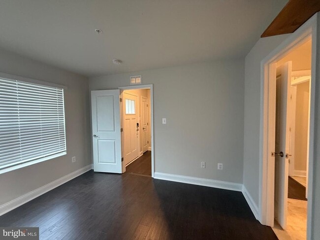 Photo - 7105 Druce Way