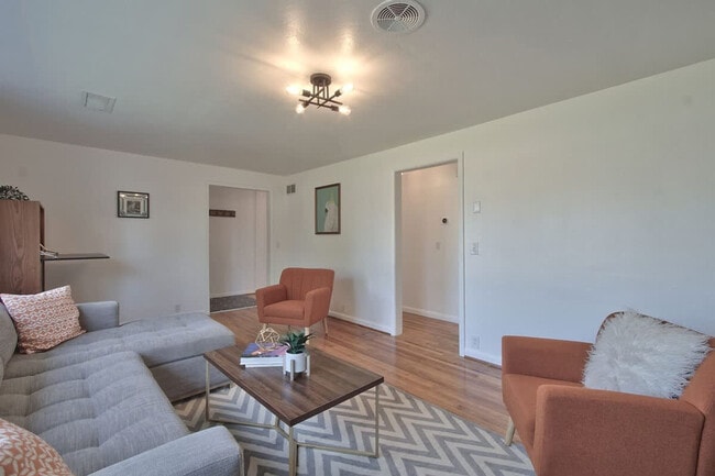 Photo - 1328 NE 9th Ave Unidad SI ID1550272P