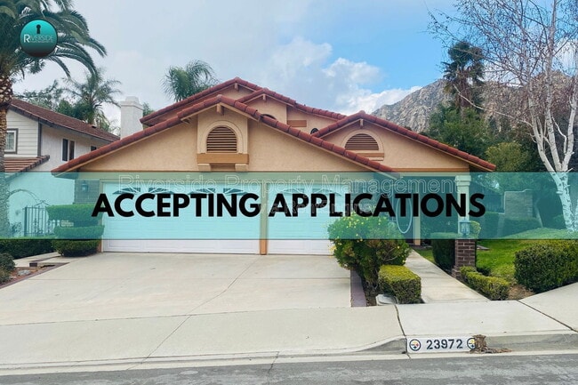 Building Photo - 23972 Creekwood Dr