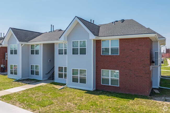 Alternate Image - Manchester Place Apartments