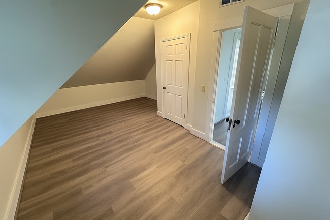 Building Photo - 88B Saint Paul St Unit B Rental