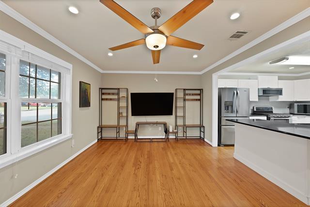 Photo - 2835 W Colorado Blvd