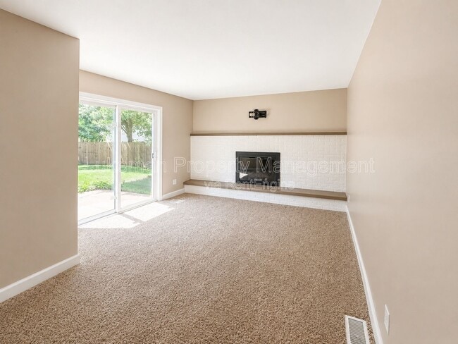 Photo - 6318 Avon St