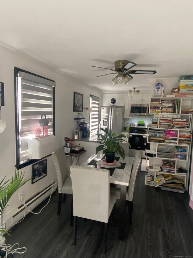 Photo - 1449 Boston Post Rd Unidad APT 24