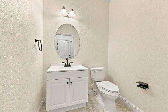 Photo - $2,895.95 with $300 Off the first month's rent, 2 Beds - 2.5 Bath, Townhome in Lone Tree with Bal...