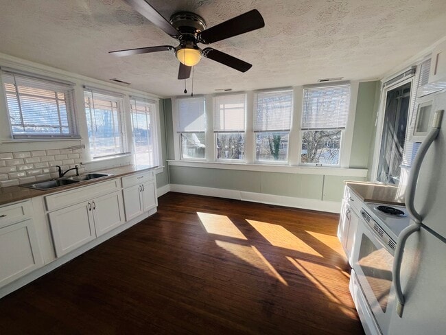 Photo - 307 Harahan Blvd