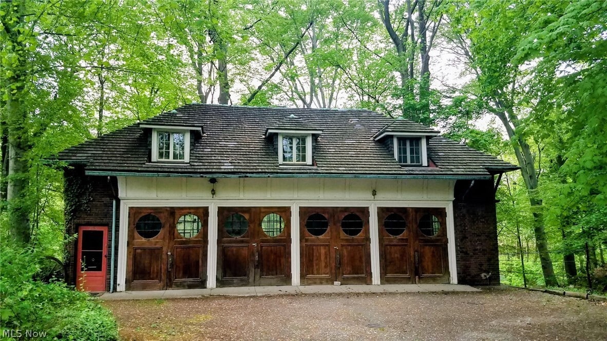 Photo - 285 Corning Dr