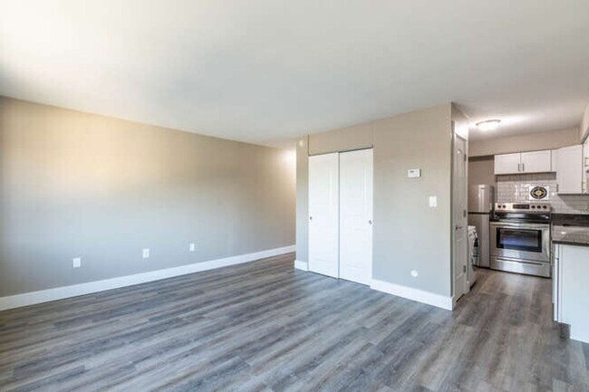 Photo - Poolside Apartments